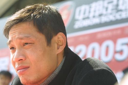“我们总共收到了超过三亿的成交订单，为尽快完成订单，我们的自有工厂和代工厂都提前上班营业了。