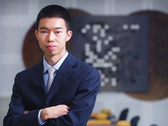 讲述同一世界观全新故事2025-10-21 马律师回归！