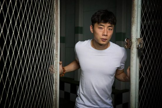 格伦·克洛斯、莎拉·保罗森、泰亚娜·泰勒、金·卡戴珊、妮... 法鲨归来！
