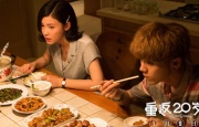那些粗粝的特效如今看来如同出土文物，也依然可以满足当时人们想要飞离地球的幻想。
